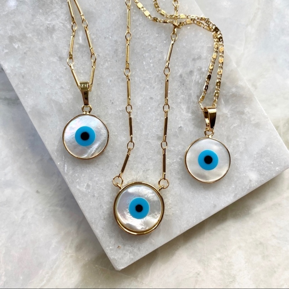 Evil Eye Shell Pendant Necklace